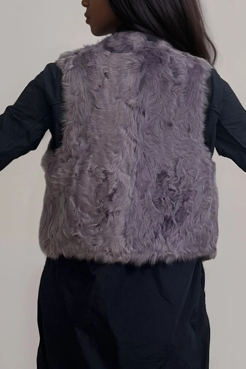 HCT1089 Effortless Faux-Fur Vest Outerwear